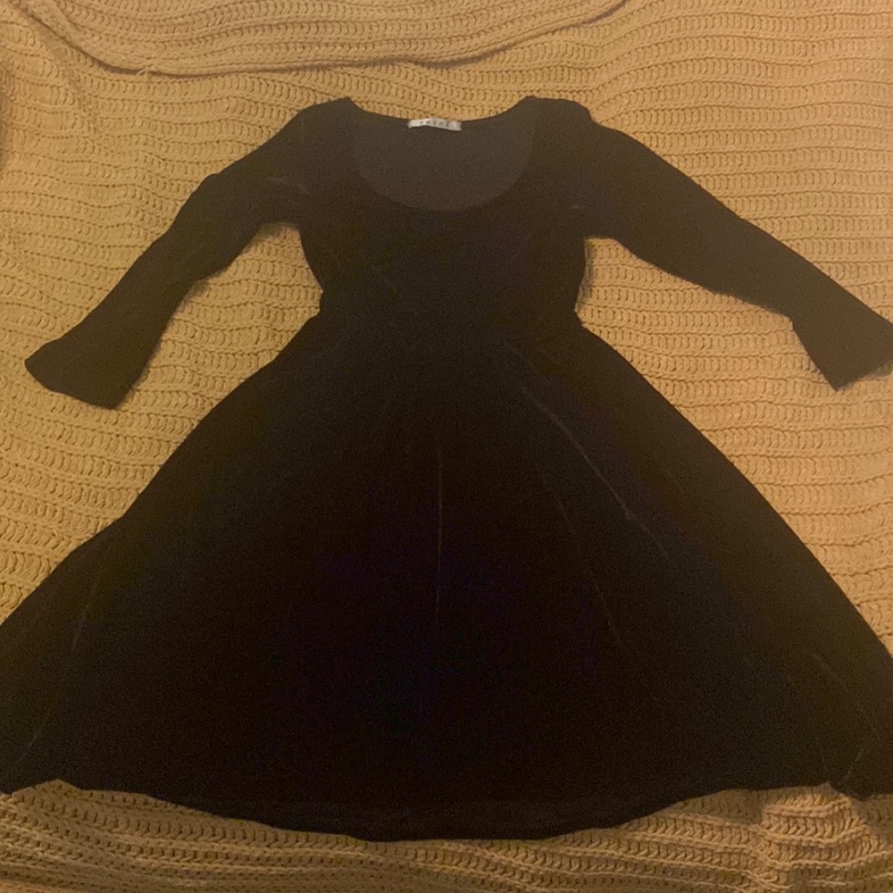 Easel Black Velvet Dress